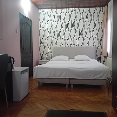 Vila Silia Скопье Экстерьер фото