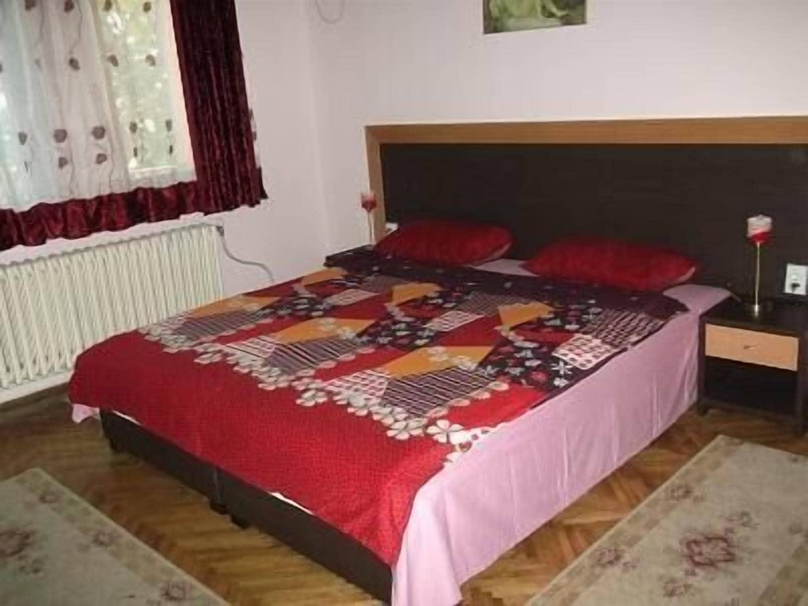 Vila Silia Скопье Экстерьер фото