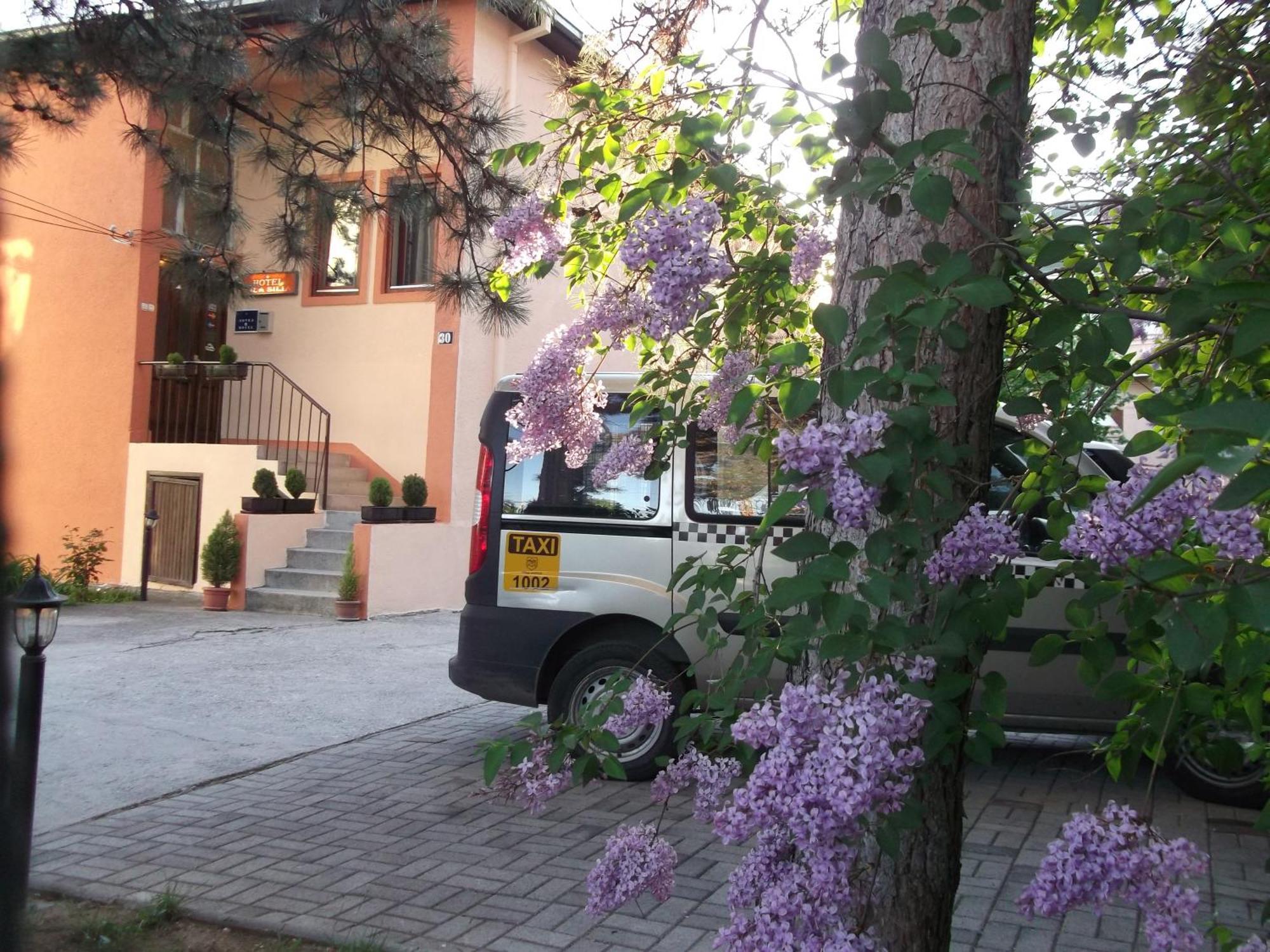 Vila Silia Скопье Экстерьер фото